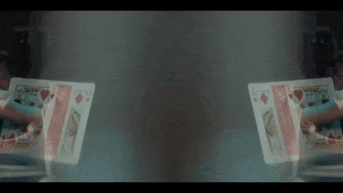 Painting Card - RED（瞬間チェンジカード）by Mickael Chatelain